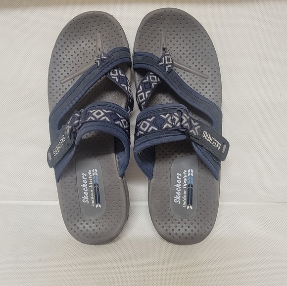 SKECHERS NAVY OUTDOOR‎ LIFESTYLE SANDALS (sz 7) - Picture 1 of 5